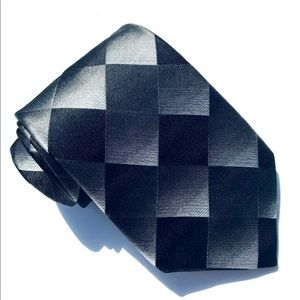 Shades of Gray Square Pattern Silk Tie